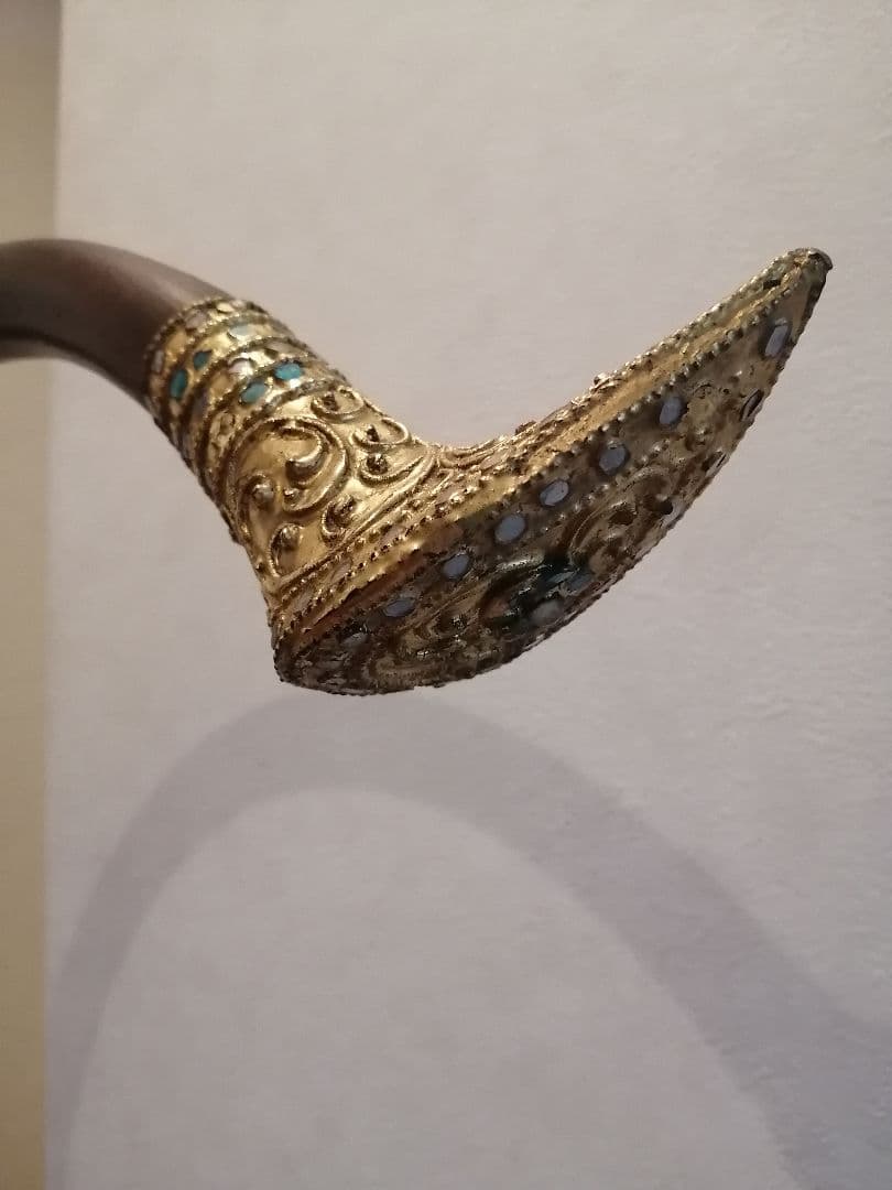 ビルマの竪琴 ミャンマー 伝統楽器 弦楽器 民族楽器 サウン・ガウ ハープ