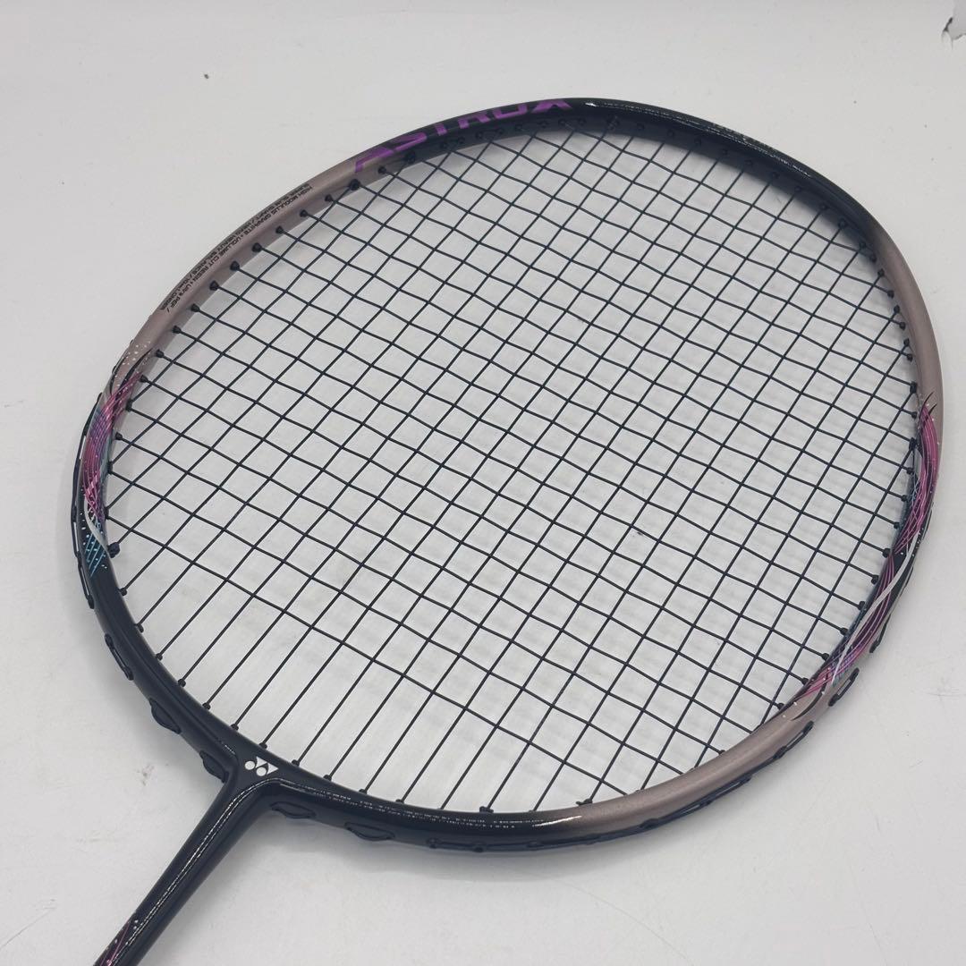 美品　YONEX ASTROX 55A バトミントンラケット