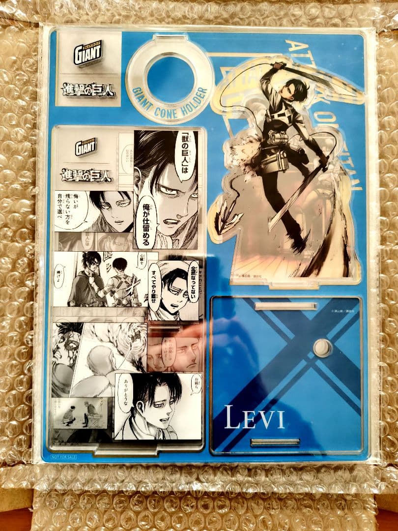 進撃の巨人　ジャイアントコーンコラボアクリルスタンド　5種セット