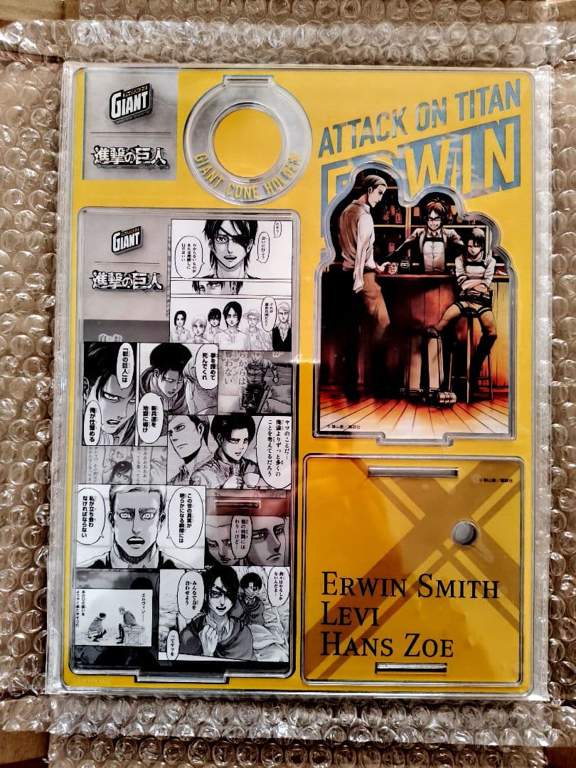 進撃の巨人　ジャイアントコーンコラボアクリルスタンド　5種セット