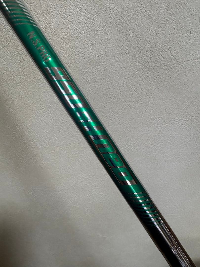 未使用 HONMA TR20V フォージドアイアン 4番