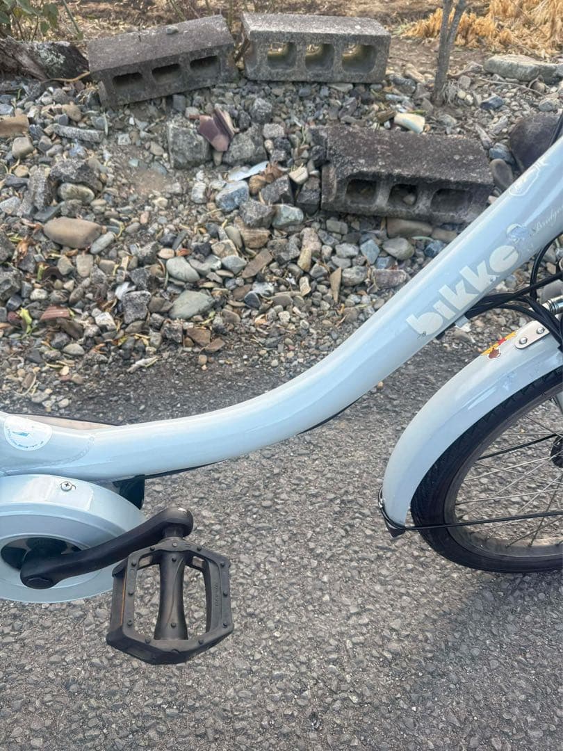 水色 電動アシスト自転車 シティタイプ