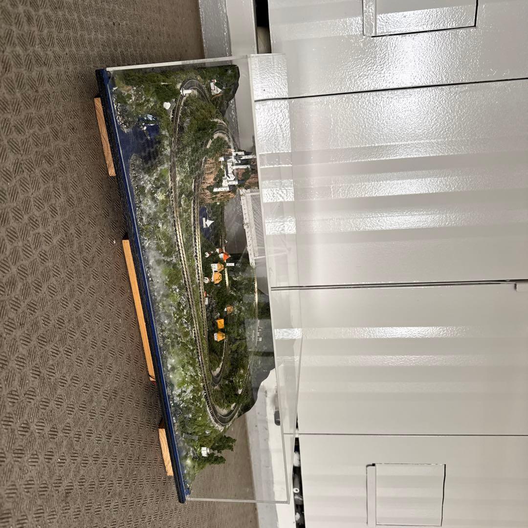メ*〼様 Nゲージ 鉄道模型 風景付き 透明ケース付き