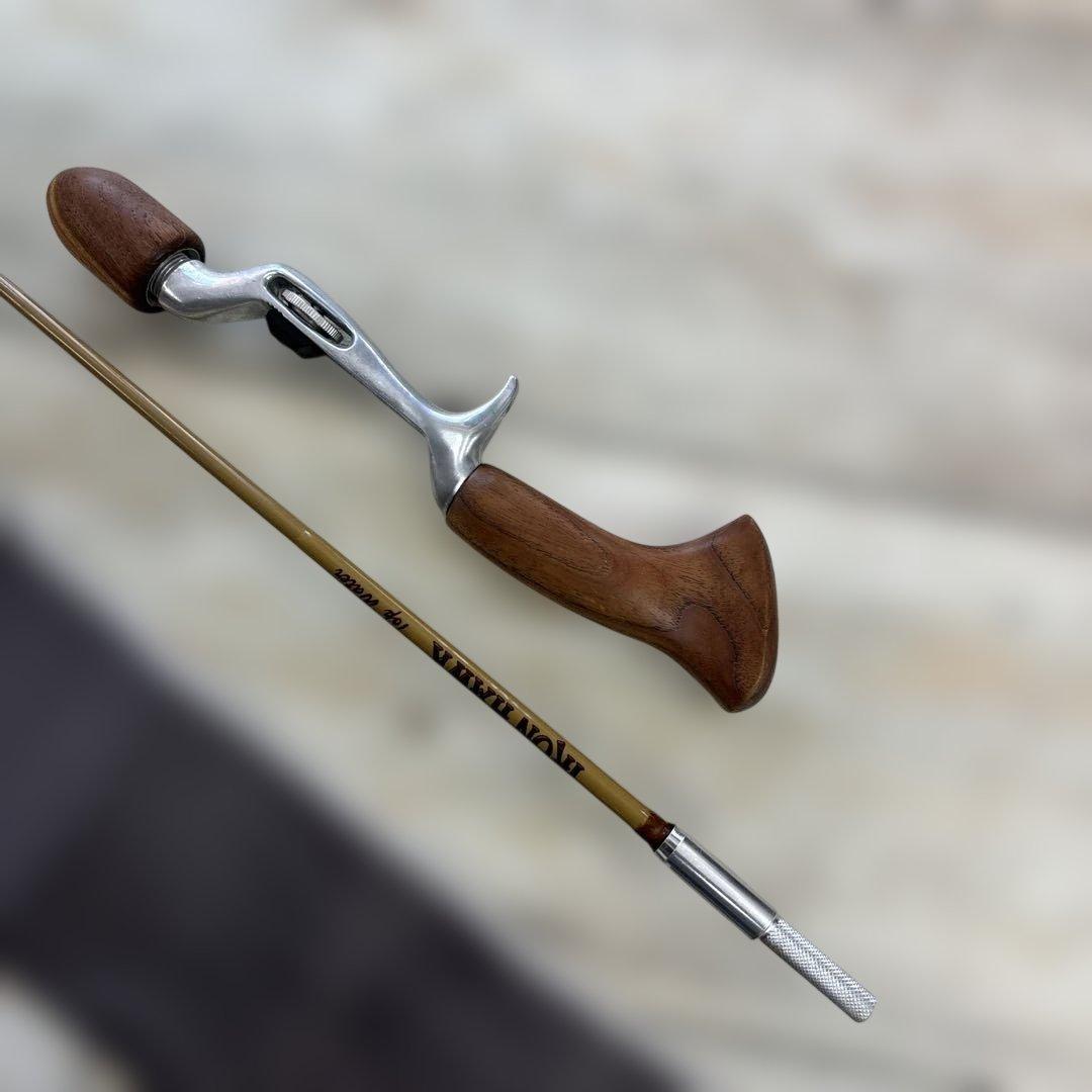 IRON LUNKER バスロッド 木製ハンドル