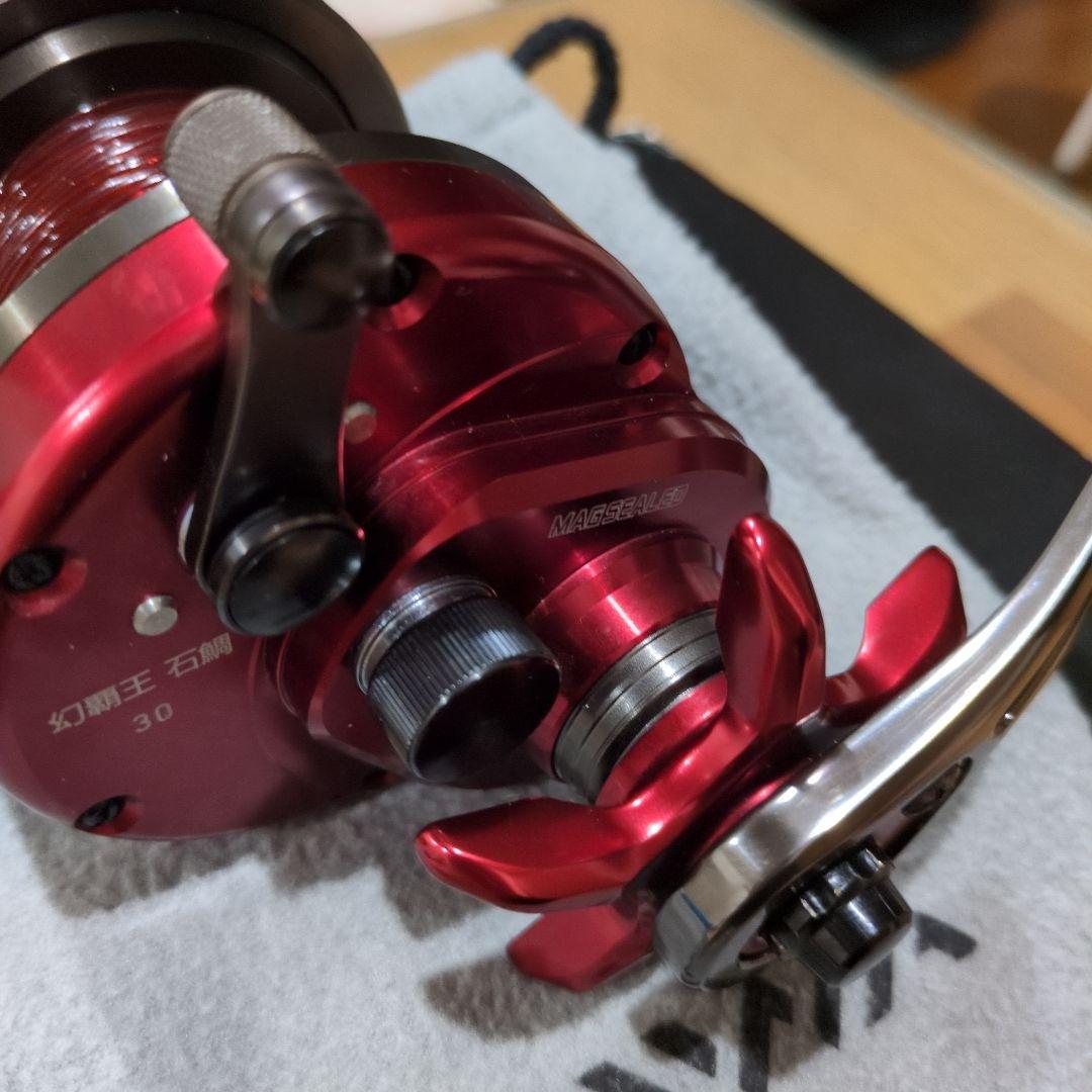 DAIWA 幻覇王30　両軸リール デジタル表示付き