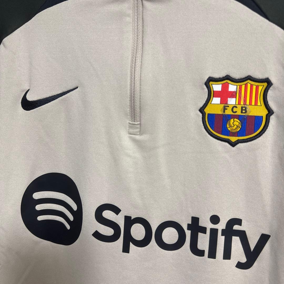 FCバルセロナ Dri-FIT ドリルトップ　ストライクパンツ