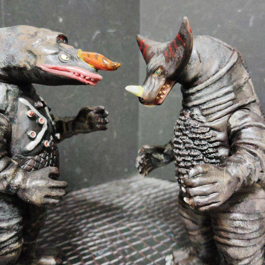 最終価格ウルトラ怪獣現行シリーズ初代マン怪獣ザラガス.アントラー.ゴモラ