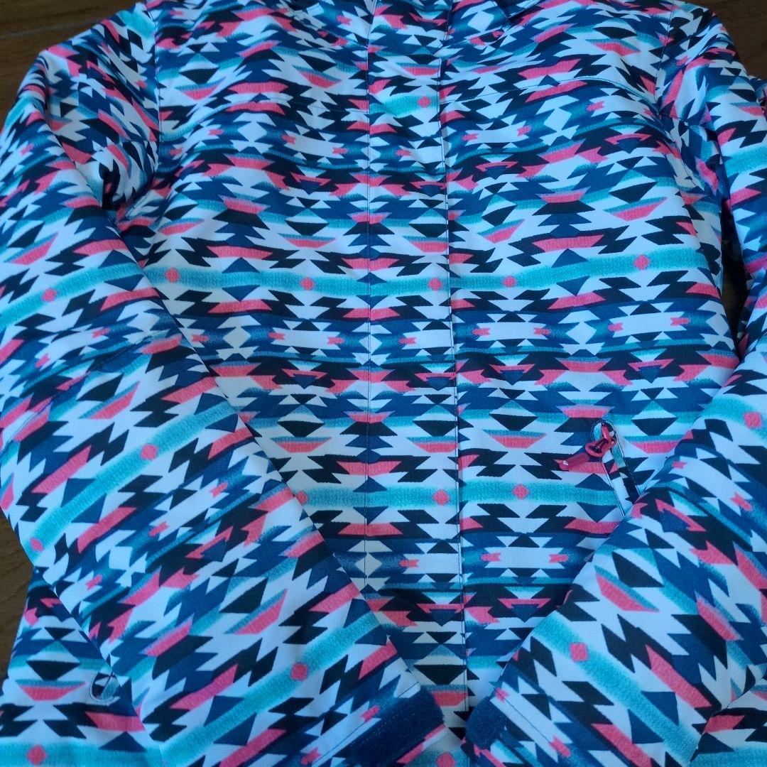 【美品】ROXY　スノボウェア　上下セット　Ｓ　総柄　　 ジオメトリック　ピンク