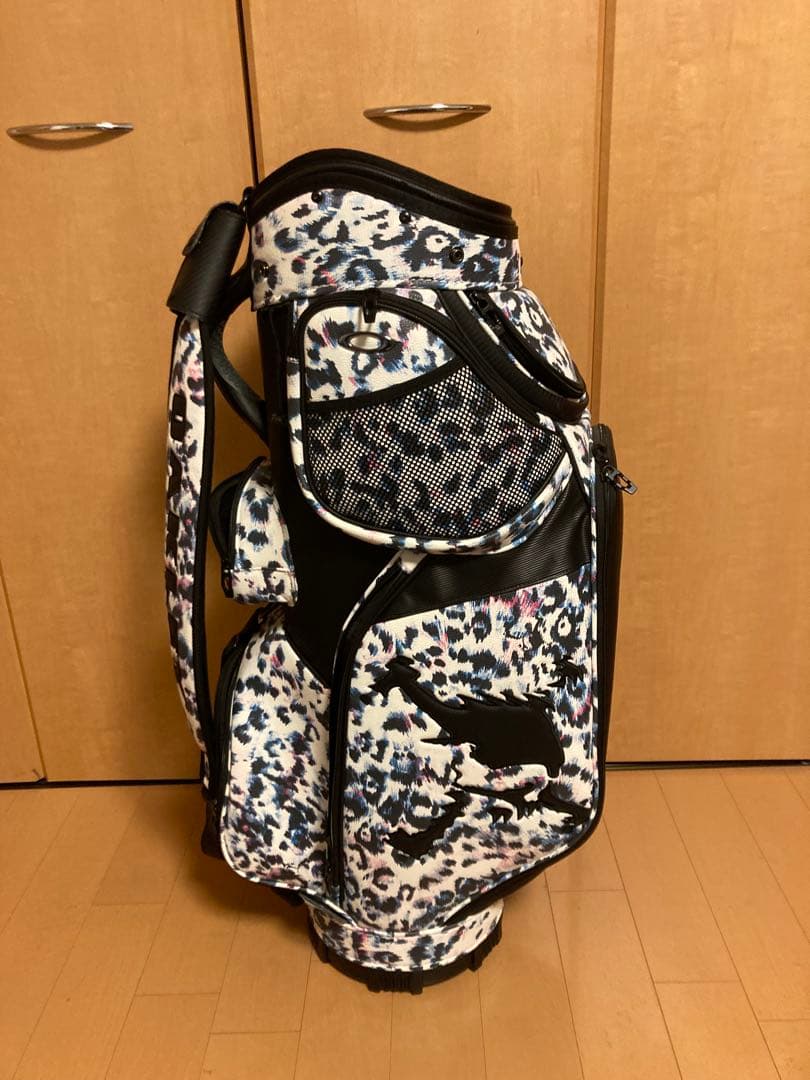 オークリー　9.5型　OAKLEY キャディバッグ　スカル　美品