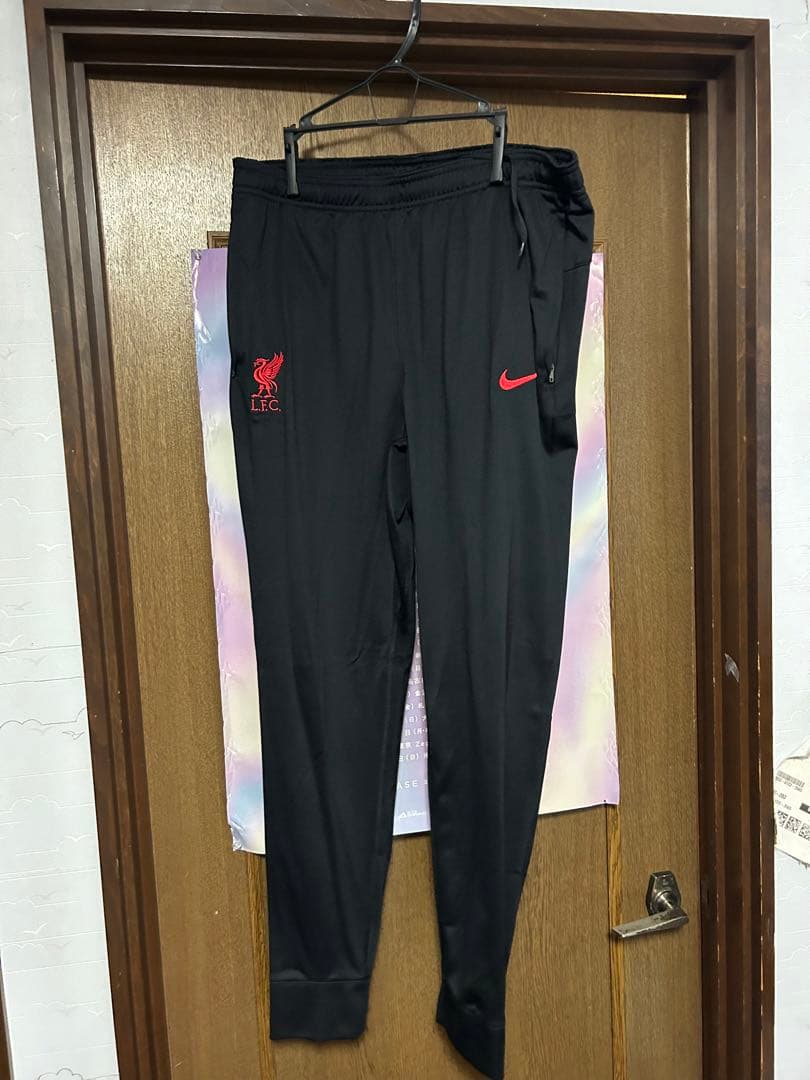 リヴァプール　ジャケット＆パンツ ナイキ
