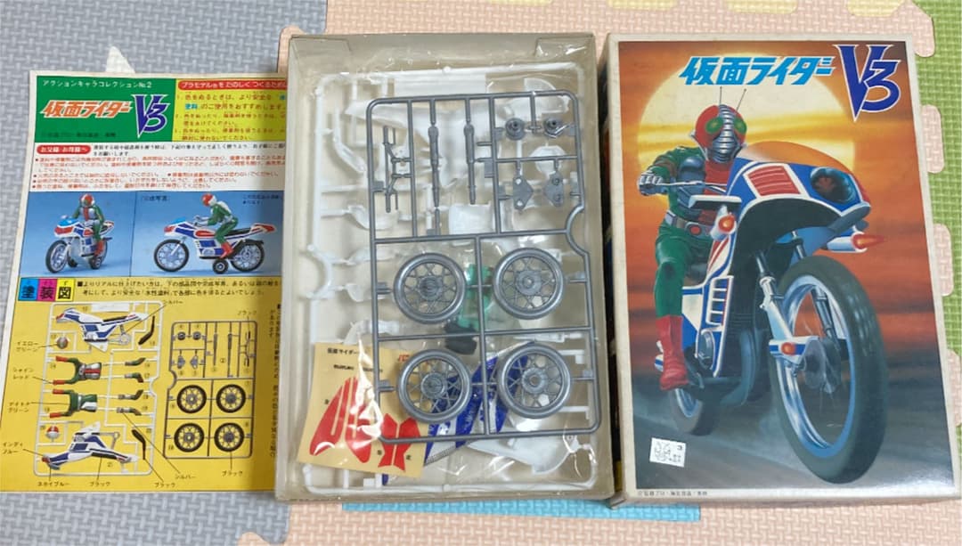 昭和　仮面ライダー　プラモデル