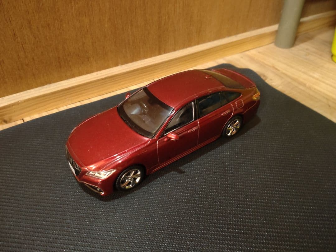 トヨタ 220系クラウン RSアドバンスカラーサンプル