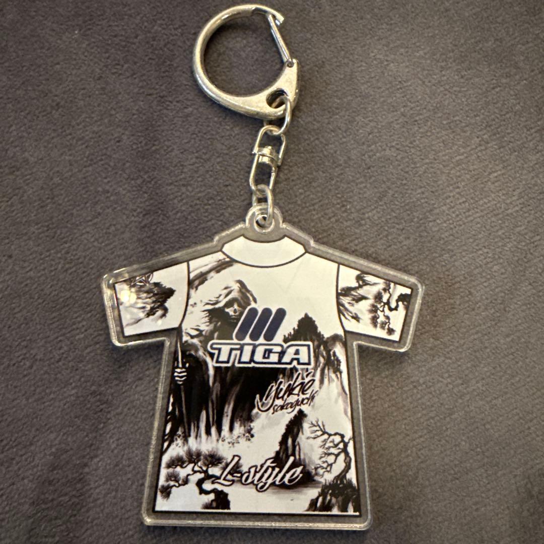 坂口優希恵　ダーツ ユニフォームキーホルダー ダーツ祭り