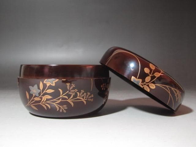 ★　宗陽　春桜草花蒔絵　平棗　裏千家　十五代　鵬雲斎の花押がございます★x417