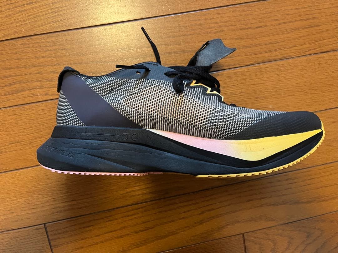 （美品）ADIZERO ボストン12 27㎝