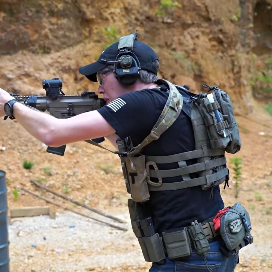 JPCセット 星条旗パッチとメディカルシザー以外は全て実物　T.REXARMS