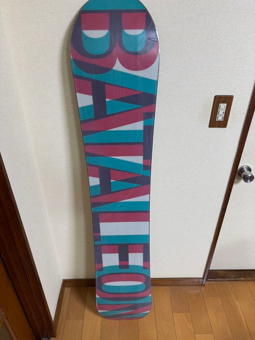 バタレオン　RIOT 154㎝ スノーボード　板