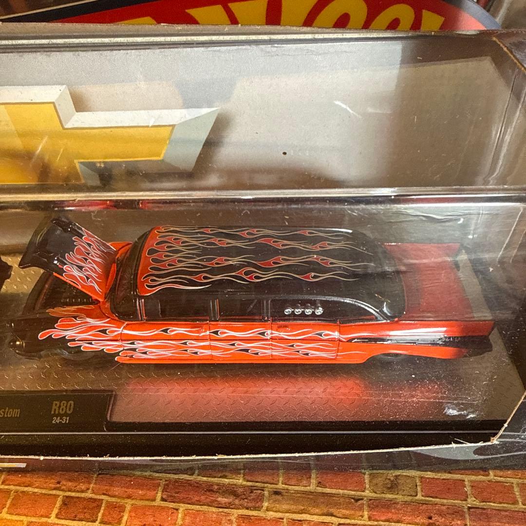 M2 Machines 1957 シボレー ベルエア カスタム R80