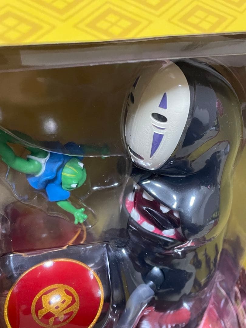 スタジオジブリ　千と千尋の神隠し　もっと！むしゃむしゃ貯金箱　カオナシ カエル