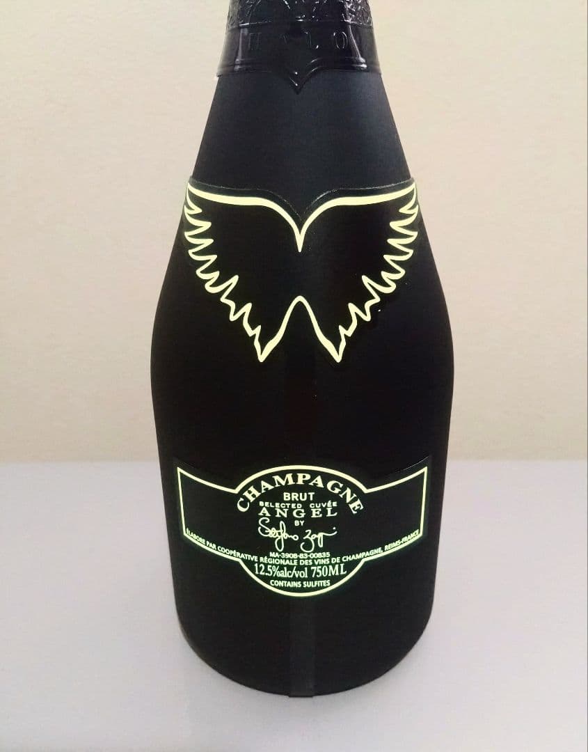 エンジェル ブリュット ヘイロー イエロー シャンパン