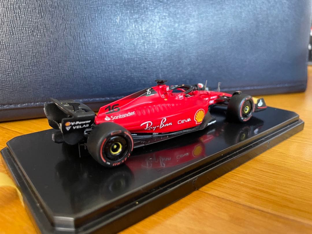 ニュースクラッチ 1/43 フェラーリ F1-75 2022 完成品