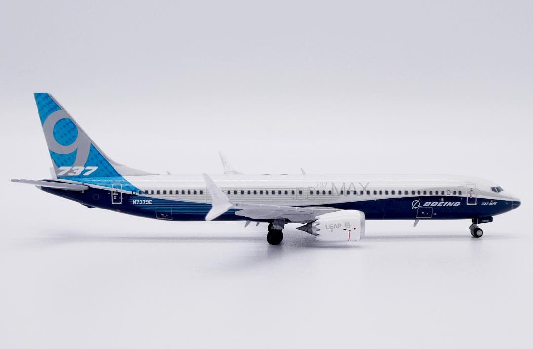 ボーイング 737MAX9 N7379E 1/400