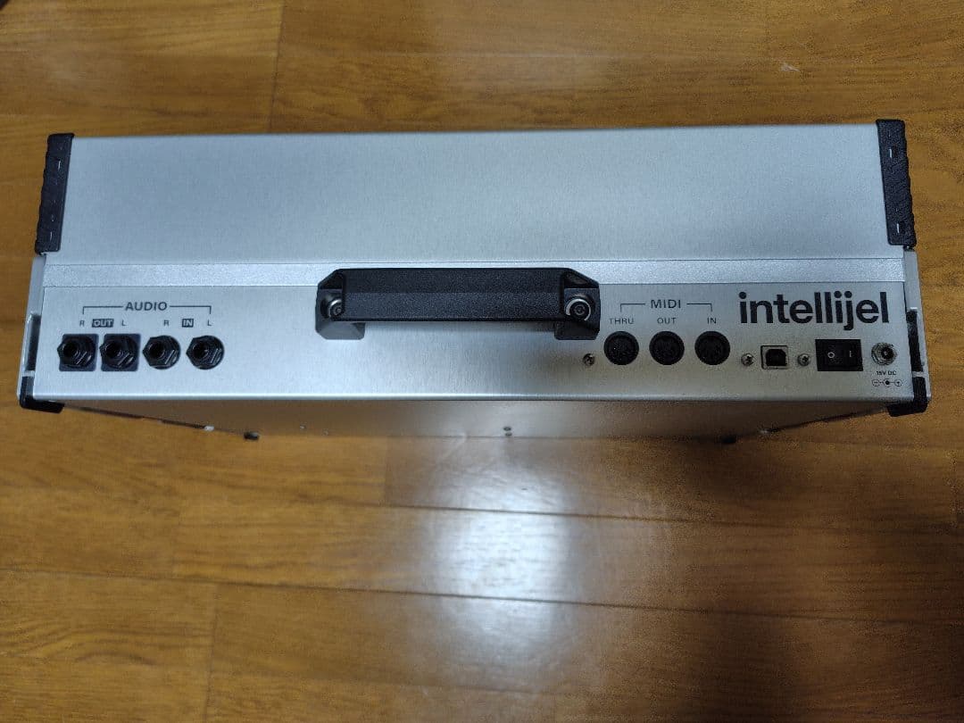 intellijel case 7U 84HP+1U モジュール3点　追記あり