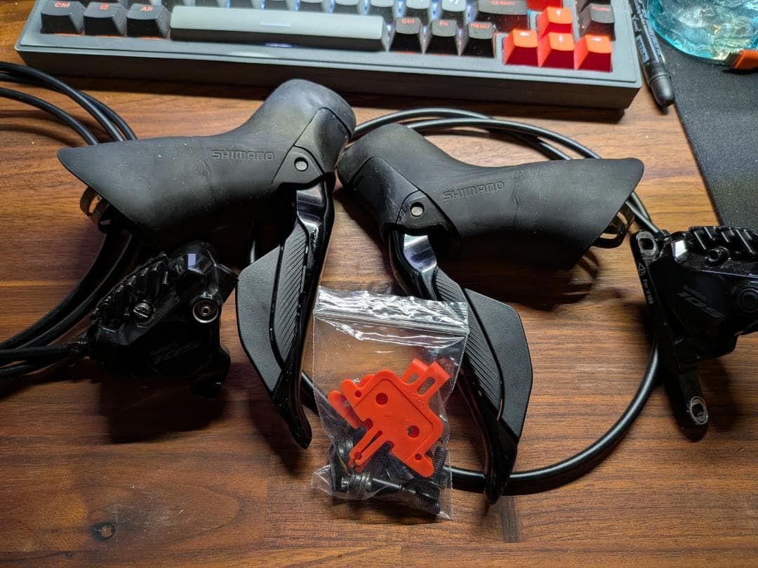 シマノ 105 di2 ST-R7170 BR-R7170　油圧ブレーキ　STI