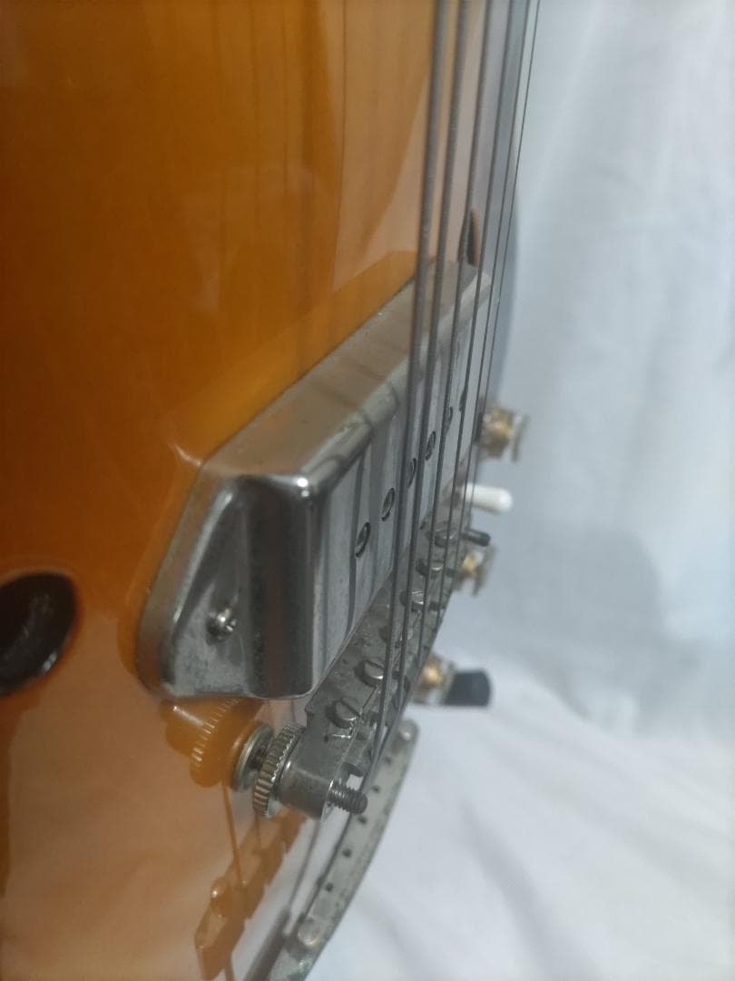 エピフォン　カジノ　クーペ　VS　中古　フルアコ