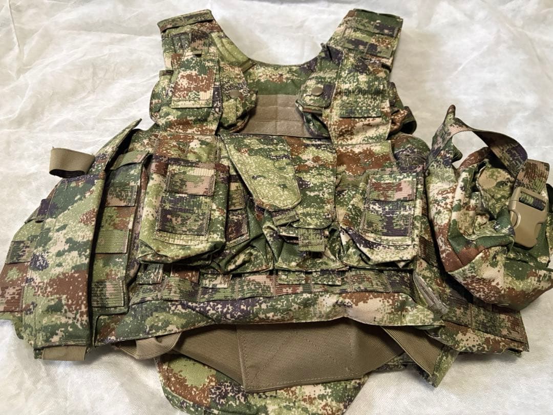 中国人民解放軍 21式 星空林地迷彩　プレートキャリア　タクティカルベスト