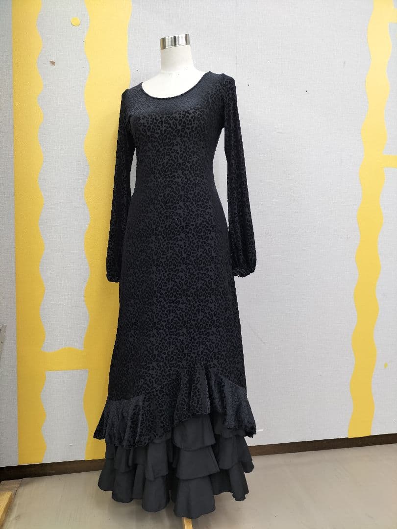 フラメンコ　ワンピース　黒ワンピースのみ販売　ベロアフロッキー加工