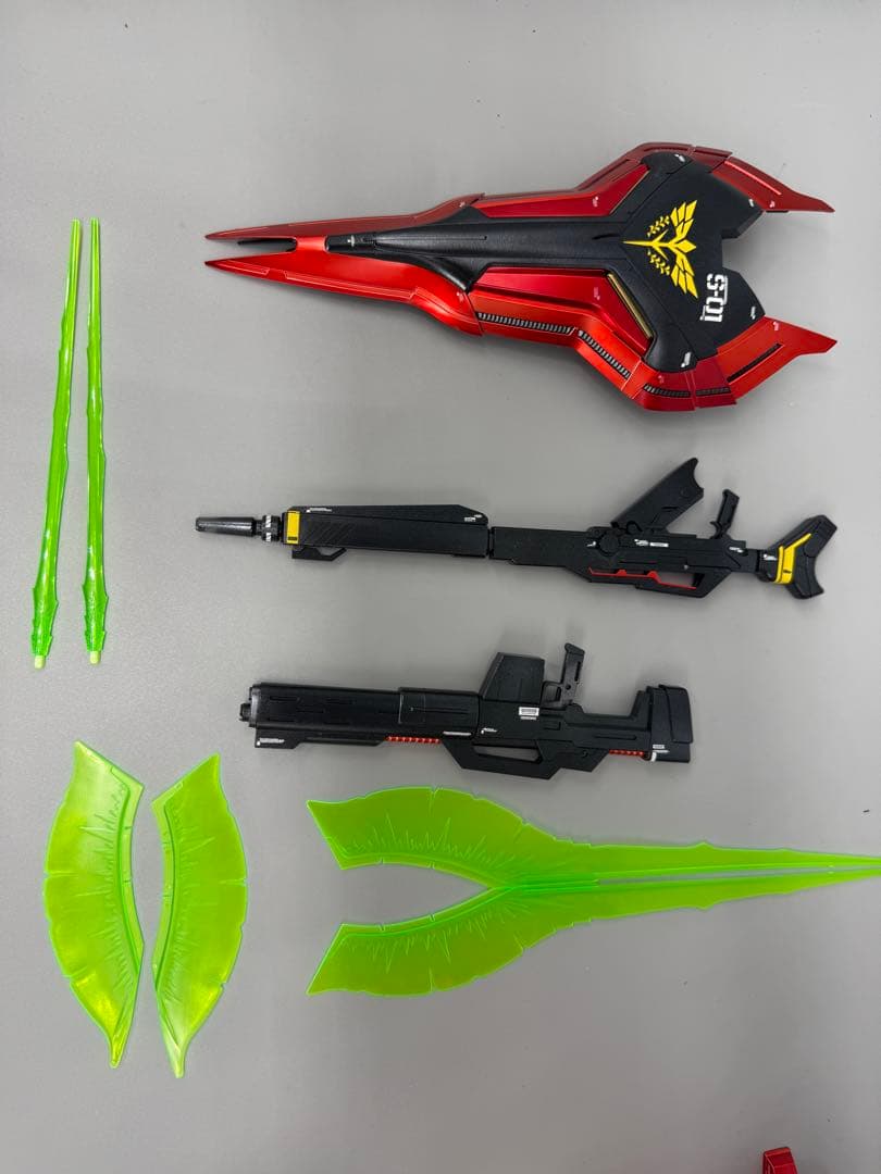 ガンプラ　MG サザビー Ver.Ka スペシャルコーティング 完成品