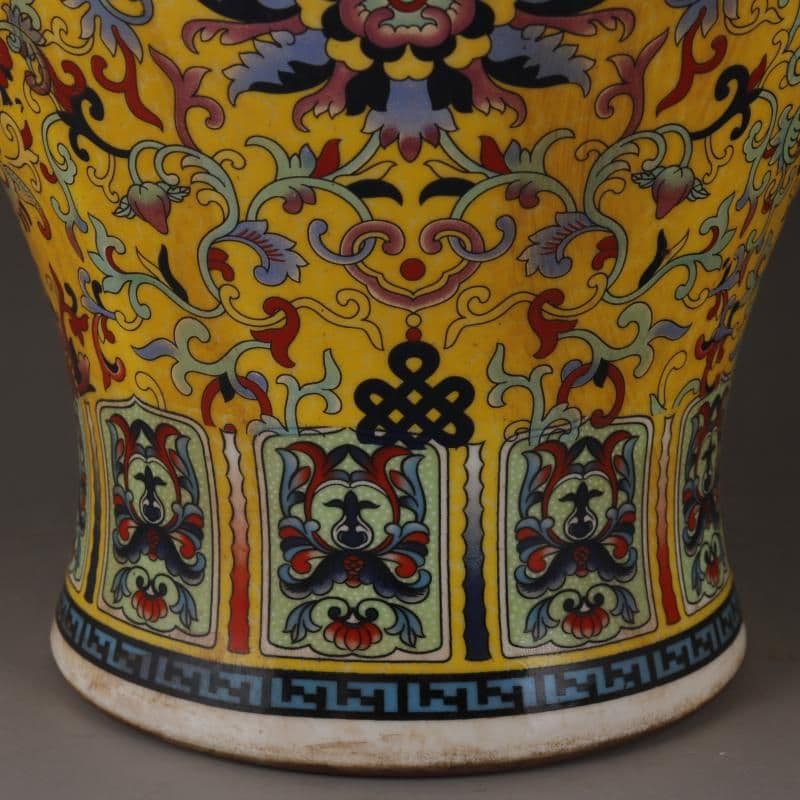 清乾隆琺瑯彩纏枝福寿紋将軍壺 景徳鎮 陶磁器 装飾品 現代工芸品 美術品置物