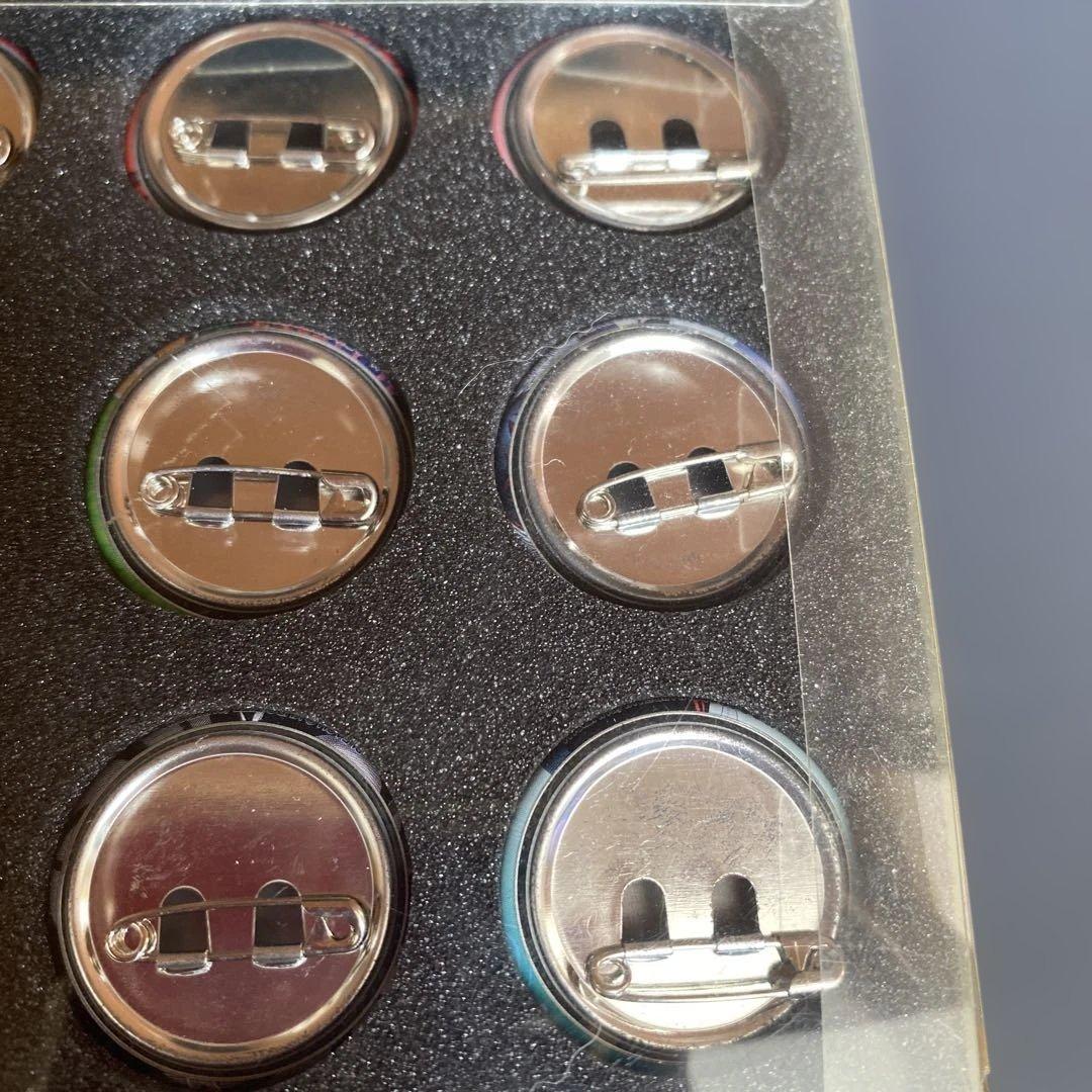 ジャンプショップ　記念缶バッジセット