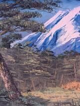 【真作】絵画　油彩8号　富士山遠望　雄大な風景と針葉樹林の構図　W49