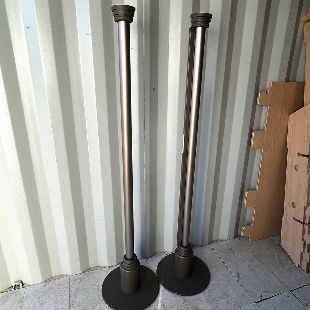 取付無料！オカムラ クロス内蔵 伸縮式ロールパーテーション スクリーン✨