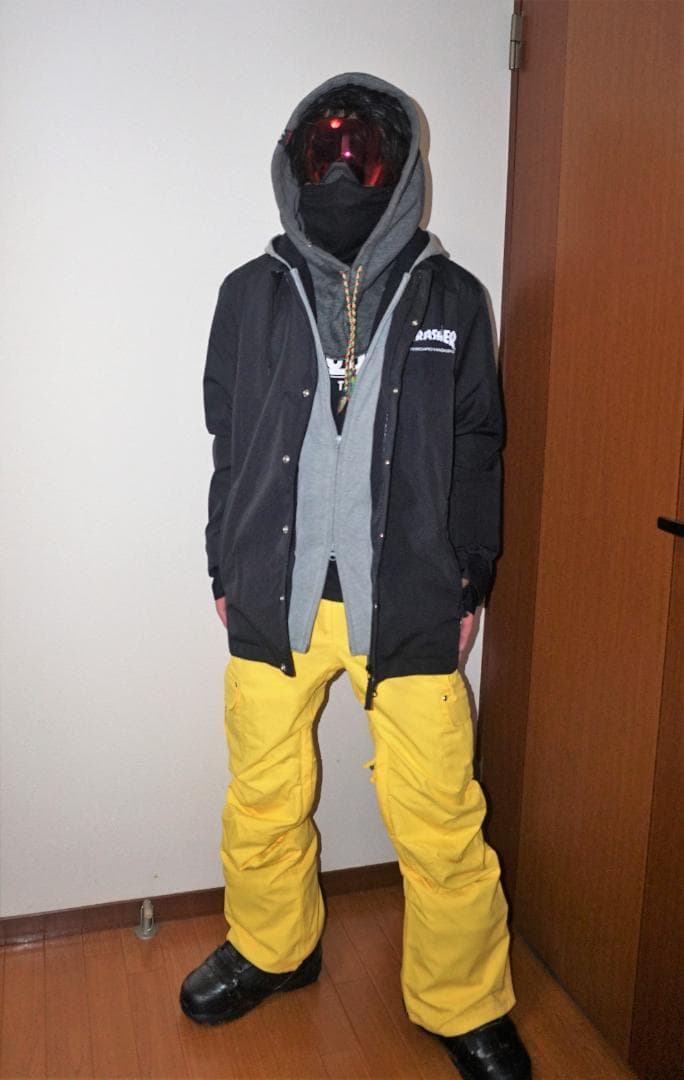 AA  BLACK ジャケット JEWEL　イエローパンツ　上下のセットアップ