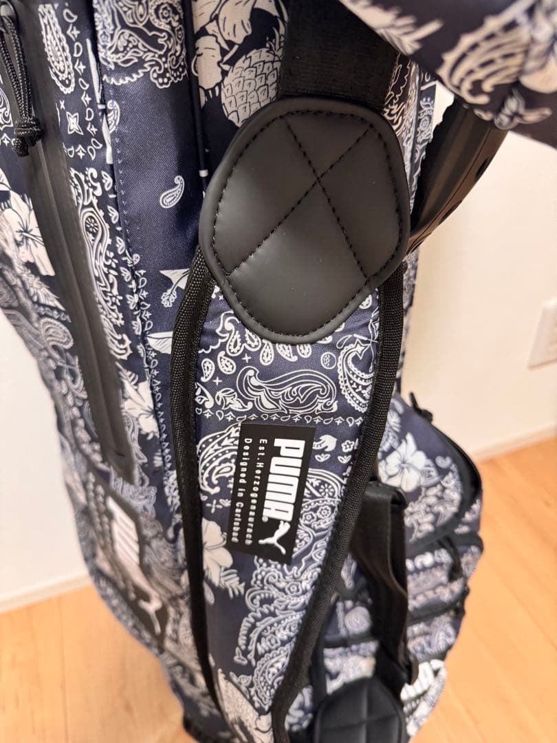 ゴルフキャディーバック　キャディーケース　プーマ　美品　おしゃれ　柄