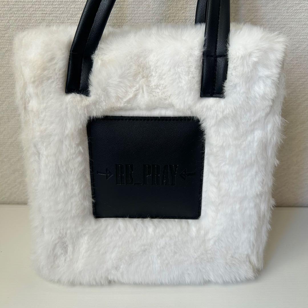 羽生結弦 RE-PRAY パーカー・ファーバッグ・パンフレット等グッズ