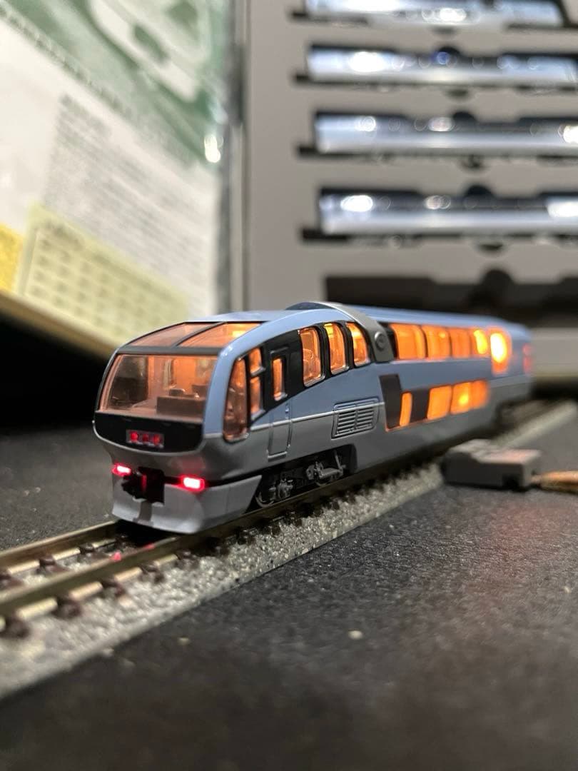 251系スーパービュー踊り子　KATO。