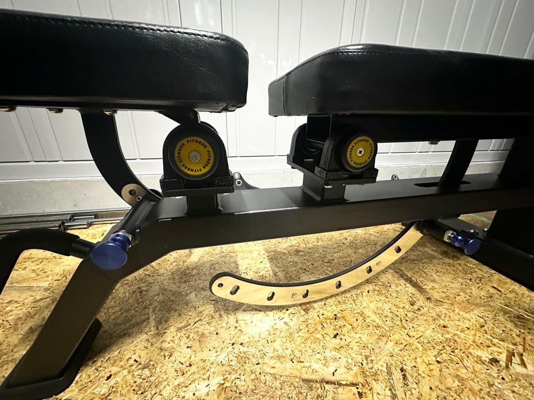 【愛知】プロ仕様　トレーニングベンチ　【引取り】