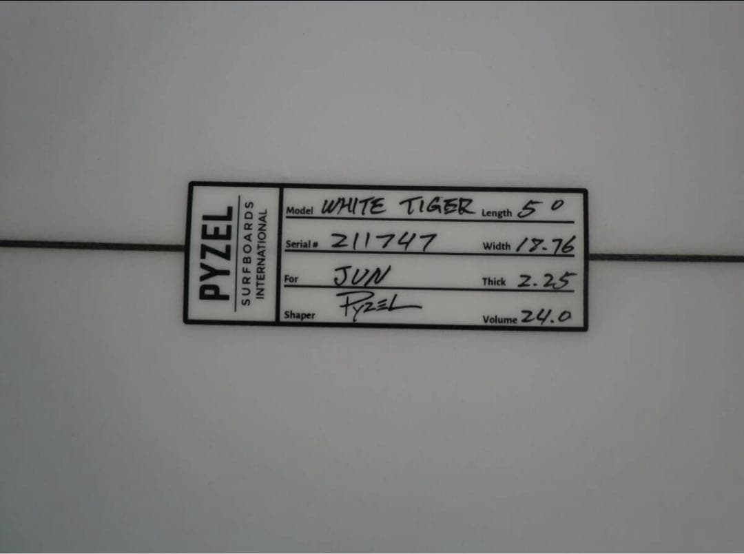 PYZEL ショートボード ホワイトタイガー　5’0”