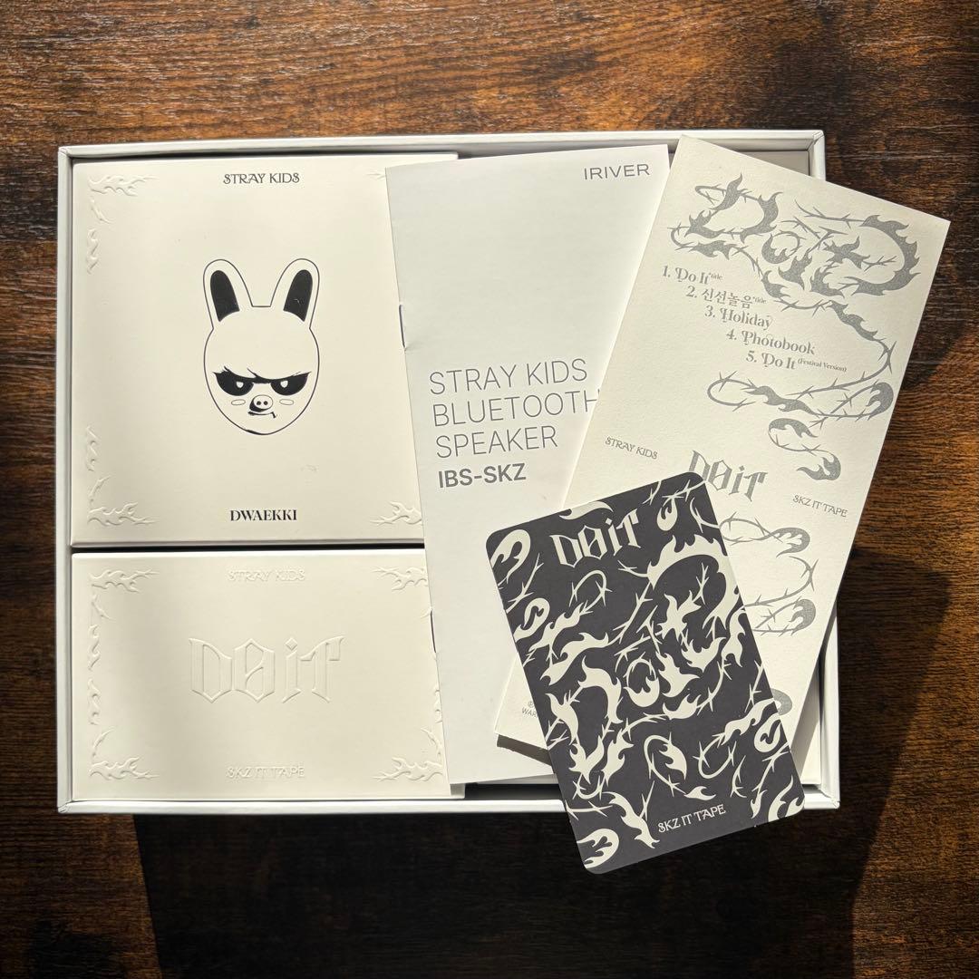 StrayKids DO IT EVIL SKZOO SPEAKER チャンビン