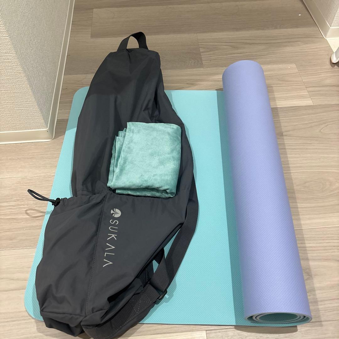 SUKALA LAVAリバーシブルヨガマット、ケース、ラグセット