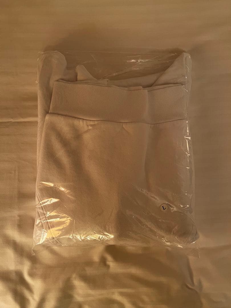 j2nni5 ジェニ　パーカー　L 新品