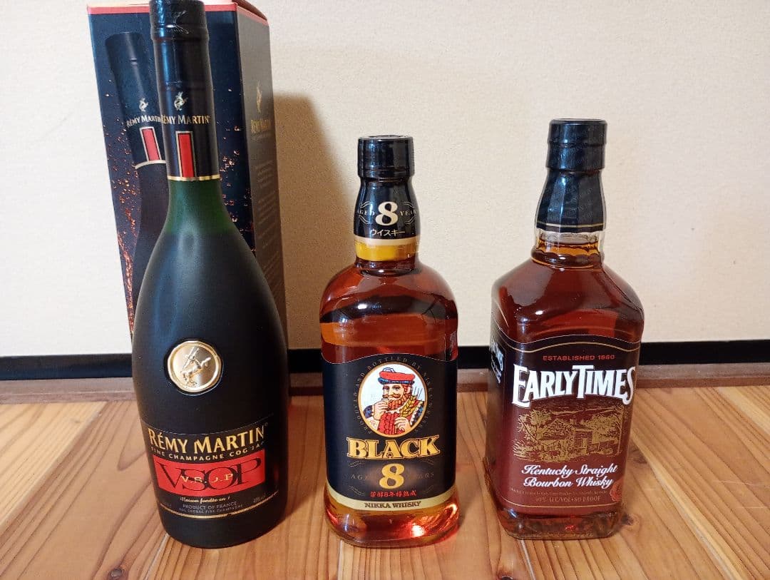 Nikka Black 8 、EARLYTIMES、VSOP 3本セット