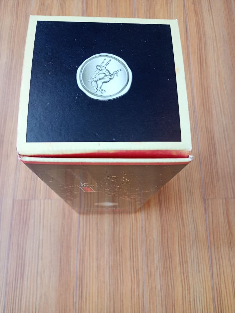 Nikka Black 8 、EARLYTIMES、VSOP 3本セット