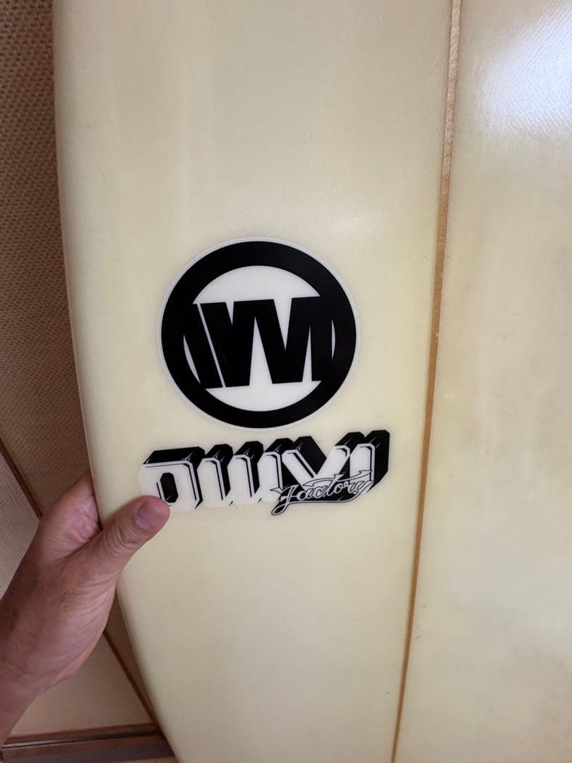 珍しい木梨さんのサーフボード５.11179センチぐらい幅47センチ厚み５.7