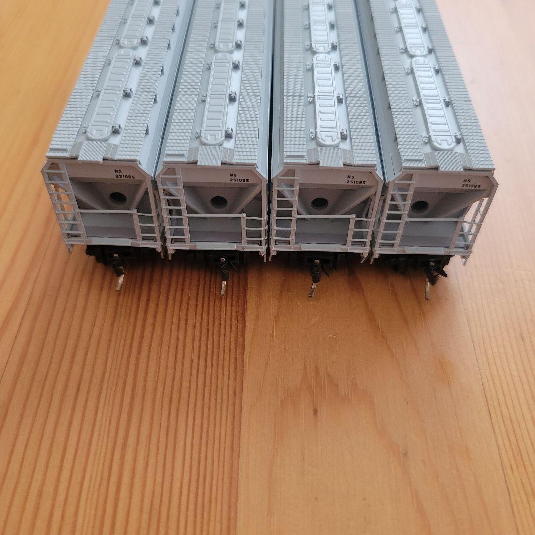 マイクロトレインズ　外国貨車4両セット