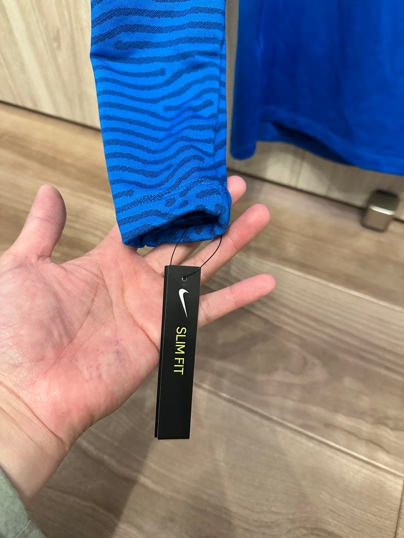 新品タグ付きNIKE（ナイキ） ナイキ ストライク ドリル トップ(ブルー)